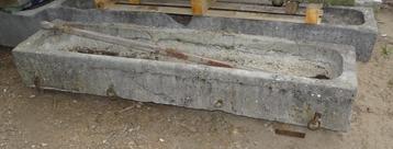 arduinen trog troggen drinkbak voederbak hardsteen pantenbak beschikbaar voor biedingen