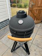 Kamado, Tuin en Terras, Houtskoolbarbecues, Zo goed als nieuw, Kamado, Ophalen, Met accessoires