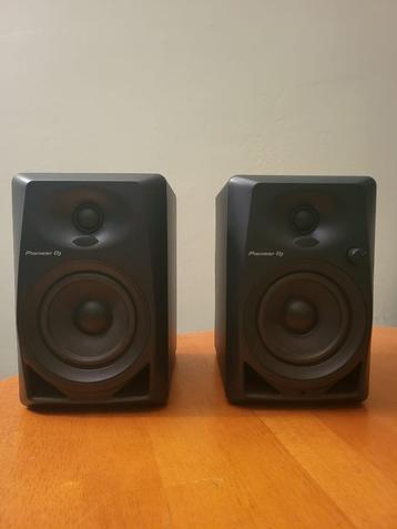 Pioneer DJ DM-40 B  actieve desktop monitor speakerset beschikbaar voor biedingen