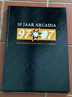 Arcadia - 10 jaar Arcadia 1997-2007 (HC, jubileumboek), Eén stripboek, Verzenden, Zo goed als nieuw