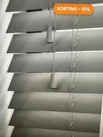 Mooie gloednieuwe houten lamellen., Huis en Inrichting, Stoffering | Gordijnen en Lamellen, Ophalen of Verzenden, Grijs, 50 tot 100 cm