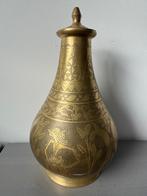 Antieke dekselvaas Indonesisch geelkoper., Antiek en Kunst, Antiek | Koper en Brons, Ophalen of Verzenden