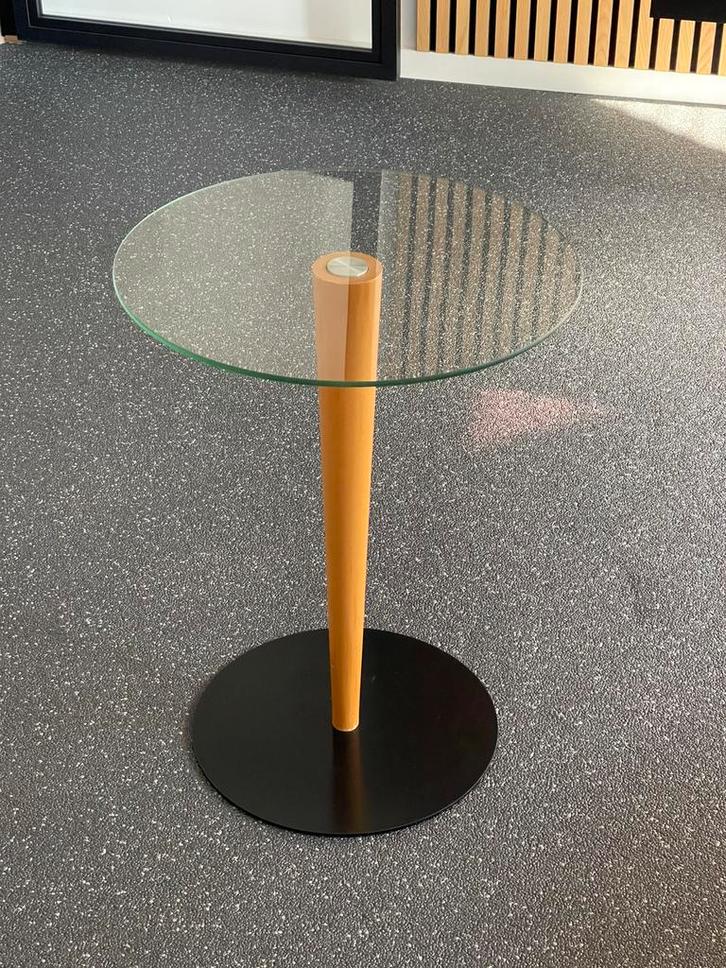 Vintage Design minimalistisch jaren 70 bijzettafel sidetable, Huis en Inrichting, Tafels | Salontafels, Zo goed als nieuw, Minder dan 50 cm