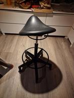 Leuke kruk erg hoog verstelbaar barkruk, Huis en Inrichting, Barkrukken, 1 kruk, Ophalen of Verzenden, 60 tot 90 cm