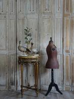 Kinderpaspop met wespentaille, Ophalen of Verzenden