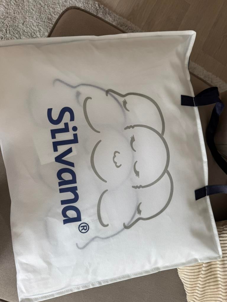 Silvana kussen - Nieuw (16 feb gekocht), Ophalen of Verzenden, Nieuw