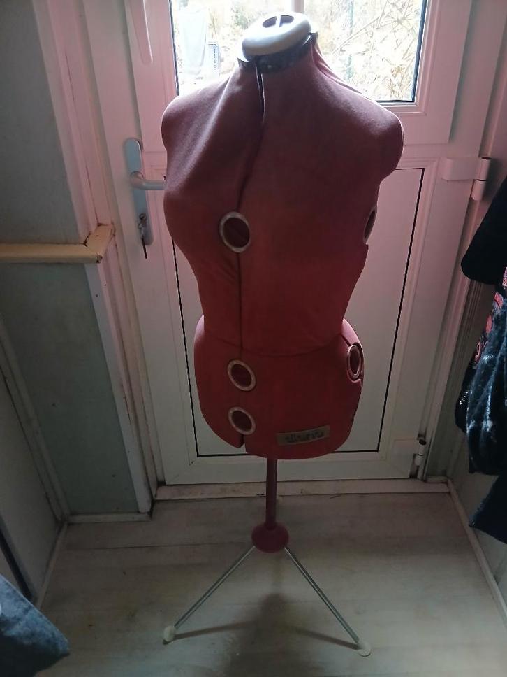 paspop mannequin Diana model B maat 40-48, Hobby en Vrije tijd, Naaien en Fournituren, Zo goed als nieuw, Paspop, Ophalen of Verzenden