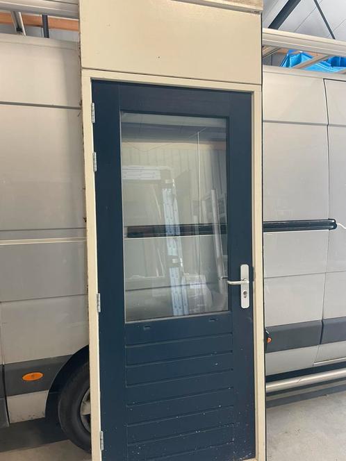 Hardhouten kozijn met buitendeur 98*265, Tuin en Terras, Schuttingen, Gebruikt, Minder dan 3 meter, Ophalen