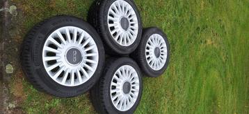 4 x Velg met band Fiat 500 beschikbaar voor biedingen