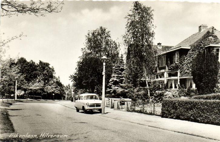 Eikenlaan, Hilversum - auto - ongelopen, Verzamelen, Ansichtkaarten | Nederland, Ongelopen, Noord-Brabant, 1920 tot 1940, Verzenden