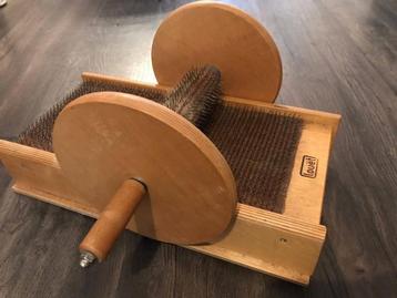 Louet kaardemolen/Kaardplank. beschikbaar voor biedingen