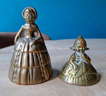 Vintage messing tafelbellen beschikbaar voor biedingen