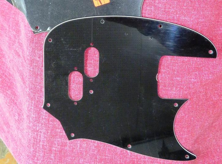 Mustang Bass Pickguard /N.O.S. / Orig.vintage / Fender /USA!, Muziek en Instrumenten, Instrumenten | Onderdelen, Nieuw, Elektrische basgitaar