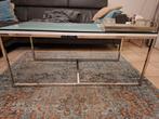 Moderne salontafel met glazen blad en metalen frame, 100 tot 150 cm, Ophalen of Verzenden, Zo goed als nieuw, Glas