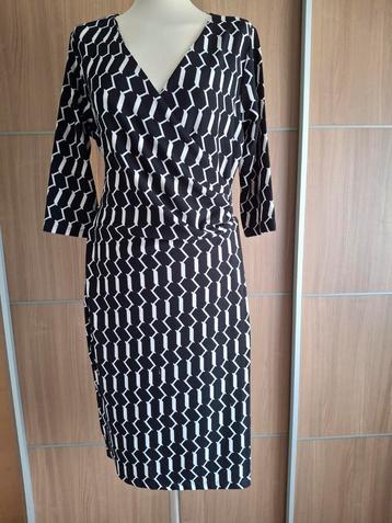 Smashed Lemon jurk mt: xl-42 beschikbaar voor biedingen