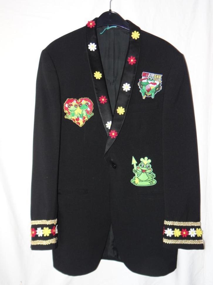 Leuk zwart OETELDONK/DEN BOSCH jas met emblemen (1), Kleding | Heren, Carnavalskleding en Feestkleding, Gedragen, Kleding, Carnaval