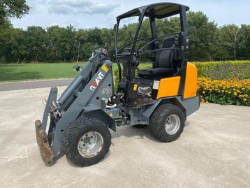Giant 332swt mini loader shovel 2011 nl kenteken extra funct beschikbaar voor biedingen