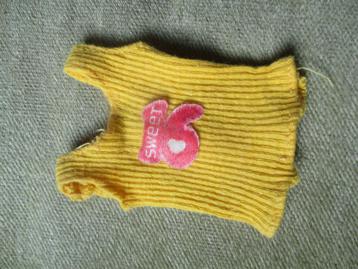  Vintage  barbie sindy  bloesjes hesjes jasjes zie foto,s beschikbaar voor biedingen
