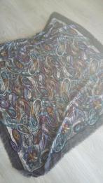 mooie sjaal 1,10 x1,10, Kleding | Dames, Ophalen of Verzenden, Zo goed als nieuw, Maat 46/48 (XL) of groter, Sjaal
