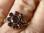 Gouden ring Boheemse Granaat, Sieraden, Tassen en Uiterlijk, Ringen, 18 tot 19, Verzenden, Zo goed als nieuw, Met edelsteen
