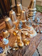 Grote partij kerstbellen zinken bellen metaal kersthangers, Diversen, Kerst, Ophalen of Verzenden, Zo goed als nieuw