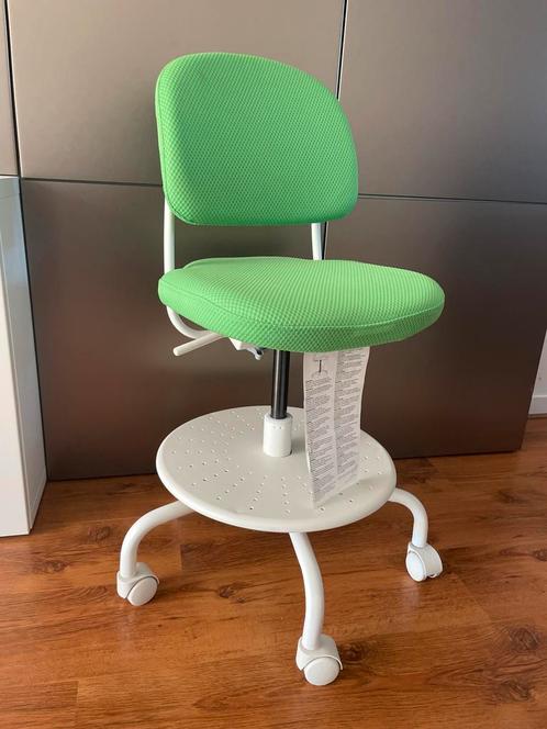 IKEA Vimund Kinderbureaustoel - Zo Goed Als Nieuw, Huis en Inrichting, Bureaustoelen, Zo goed als nieuw, Bureaustoel, Groen, Ergonomisch