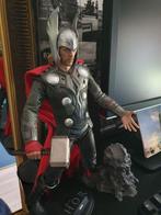 Thor Hot Toys Marvel figuur Thor, Ophalen of Verzenden, Zo goed als nieuw