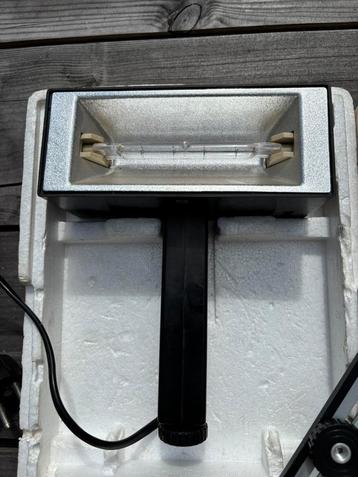 Vintage Kaiser mobiele filmlamp beschikbaar voor biedingen