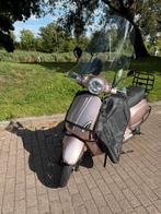 Scooter, Fietsen en Brommers, Snorfietsen en Snorscooters, Overige merken, Ophalen of Verzenden, Zo goed als nieuw, Benzine