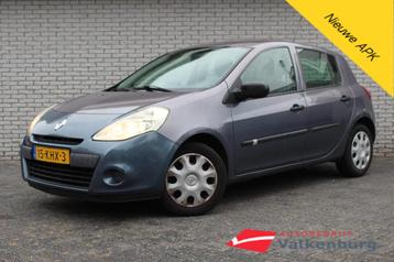 RENAULT Clio 1.2 TCE Special Line | 5-drs | Trekhaak | Airco beschikbaar voor biedingen