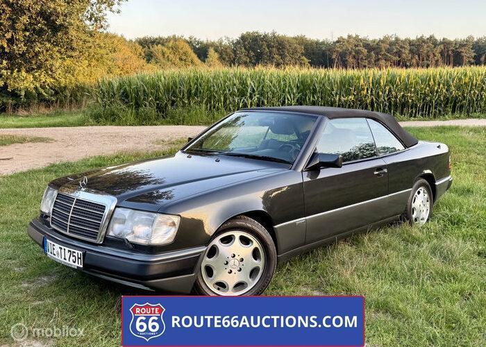 Mercedes-Benz 300CE-24 Cabriolet | 1993 | Route 66 Auctions, Auto's, Oldtimers, Bedrijf, Te koop, Mercedes-Benz, Benzine, Overige carrosserieën