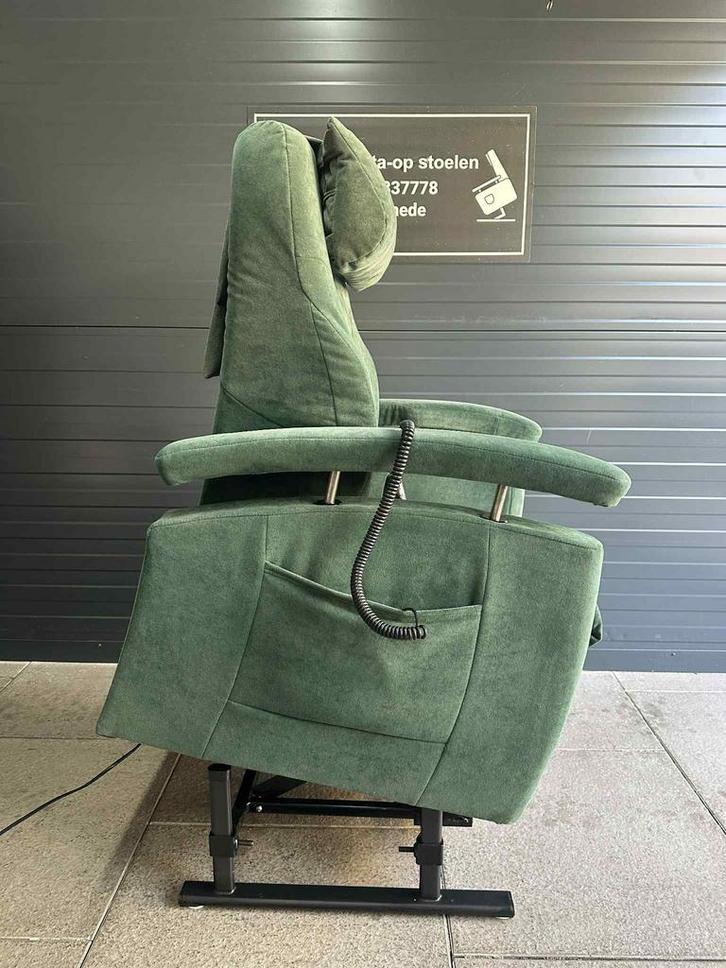 Sta op stoel merk fitform, Huis en Inrichting, Fauteuils, Zo goed als nieuw, Stof, 50 tot 75 cm, Minder dan 75 cm, Ophalen