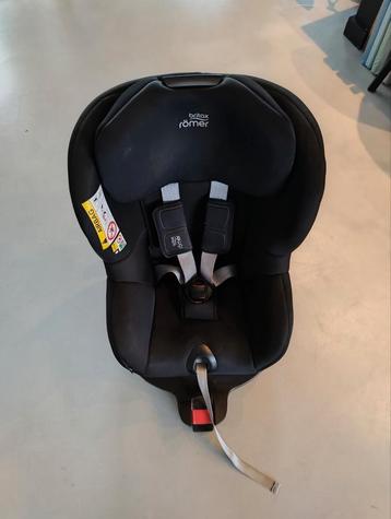 Britax Römer dualfix M I-size 360 beschikbaar voor biedingen