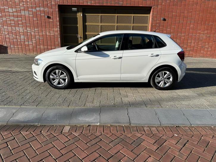 Volkswagen Polo 2018 Wit Automaat, Auto's, Volkswagen, Particulier, Polo, Benzine, Hatchback, Geïmporteerd, Wit, Ophalen