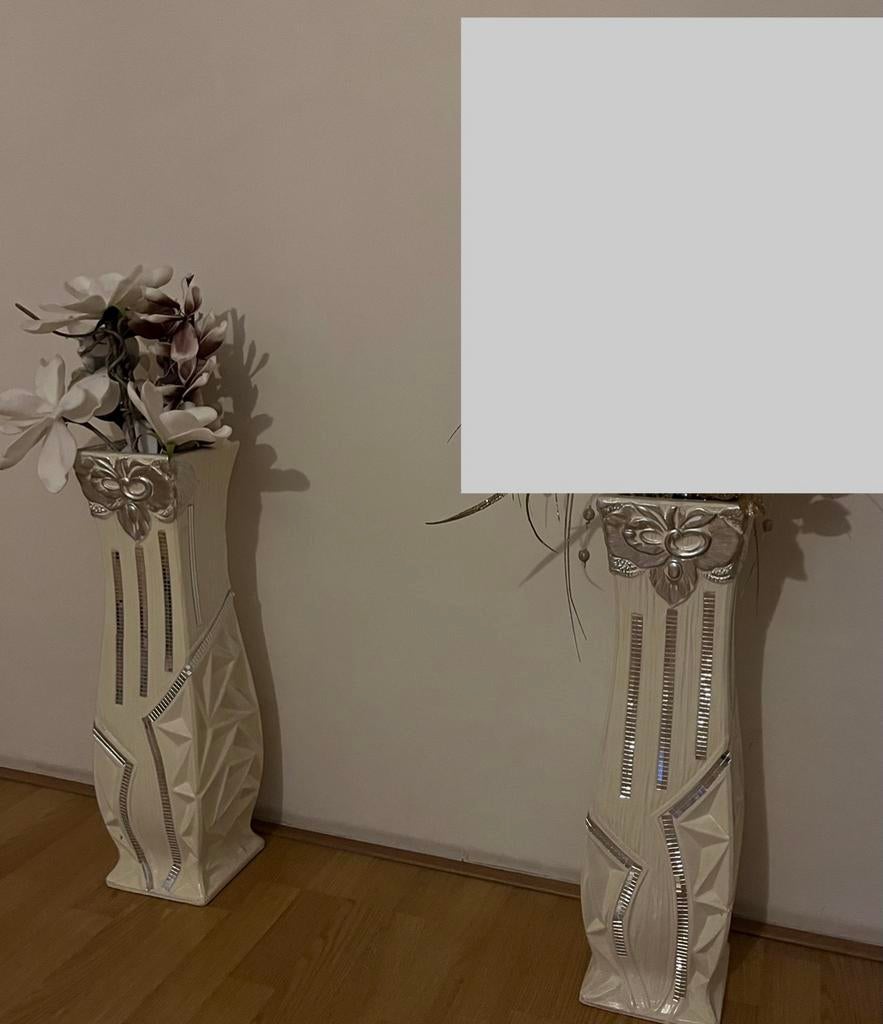 Vazen 2 stuks, Ophalen, Gebruikt