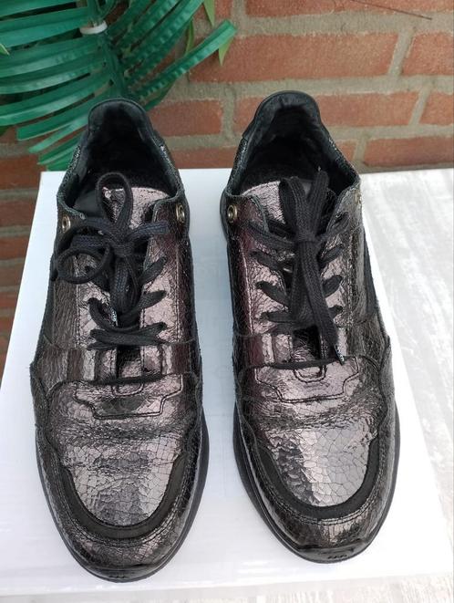 Luxe exclusieve sneakers van Floris van Bommel,38 echt leer, Kleding | Dames, Schoenen, Zo goed als nieuw, Sneakers of Gympen