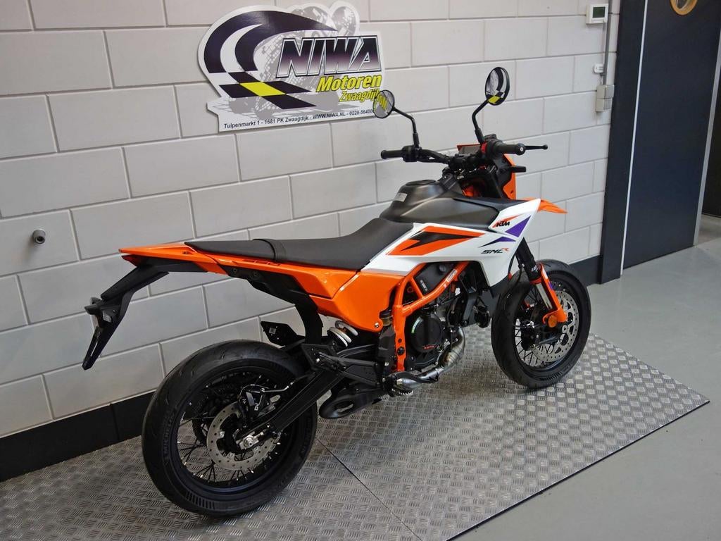 KTM 390 SMC R (bj 2026), 390 cc, KTM, Bedrijf, Onbekend