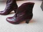 LAGE DAMES LAARSJES MAAT 38 LEDER, Kleding | Dames, Schoenen, Lage of Enkellaarzen, Ophalen of Verzenden, Zo goed als nieuw, Rood