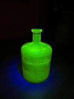 Uranium / vasineglas antieke vaas., Ophalen of Verzenden