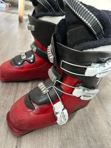 Heerlijk warme skischoenen maat 34 35 beschikbaar voor biedingen