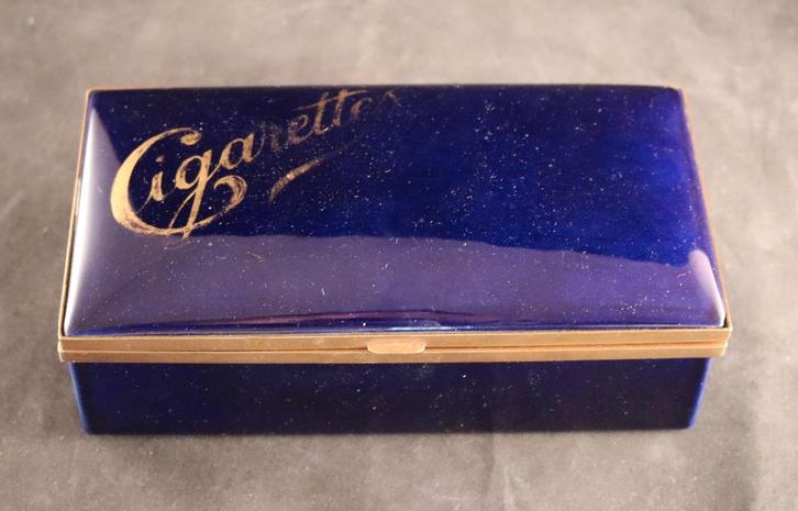 Antieke porseleinen kist, Antiek en Kunst, Antiek | Porselein, Ophalen of Verzenden