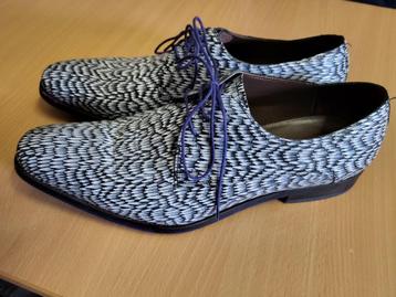 Floris van bommel schoenen maat 44 9,5 zo goed als nieuw beschikbaar voor biedingen