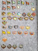 Ruim 40 stuks oude, blikken speldjes: auto's, motoren + div., Verzamelen, Speldjes, Pins en Buttons, Ophalen of Verzenden, Gebruikt