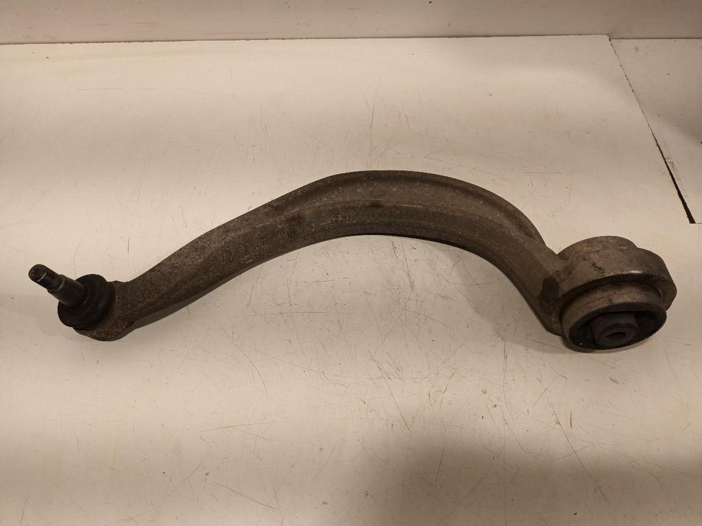 Draagarm rechts voor Audi A4, Onderdelen@venauto.nl, Van der Ven Autorecycling B.V., Gebruikt, Ettenseweg 76, 4706 PB Roosendaal, The Netherlands