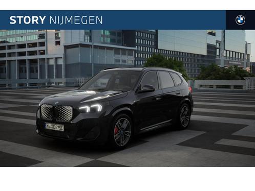 BMW iX1 eDrive20 M Sport / Panoramadak / Trekhaak / Sportsto, Auto's, BMW, Bedrijf, Te koop, iX1, Alarm, Bochtverlichting, Elektrische stoelverstelling