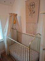 Lief goudkleurig ledikantje met verstelbare bodem, Ophalen, Gebruikt, Ledikant