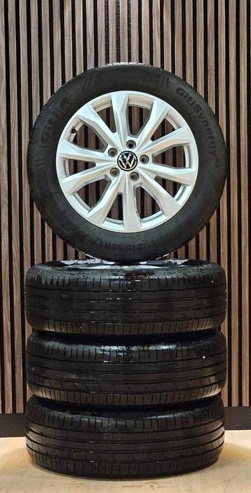 ZGAN 17" Orig. VOLKSWAGEN Caddy Barahona Velgen+Goede Banden beschikbaar voor biedingen