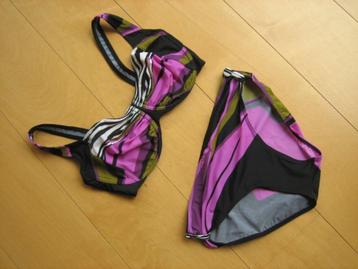 Zeer mooie fleurige bikini SUNFLAIR 42, CUP E, snazzeys