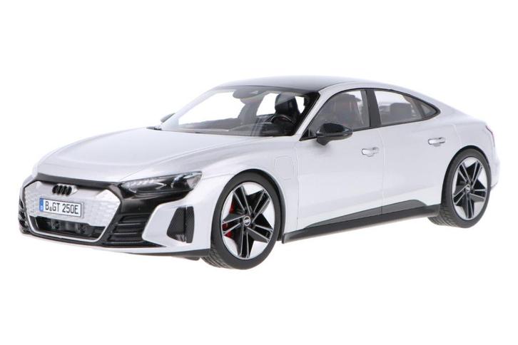 Audi RS E-Tron GT 2021 Grijs Schaal 1/18 Norev Ref. 188381, Hobby en Vrije tijd, Modelauto's | 1:18, Nieuw, Auto, Norev, Ophalen of Verzenden