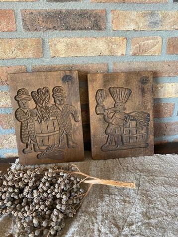 Brocante speculaasplanken met tabaks afbeelding  beschikbaar voor biedingen